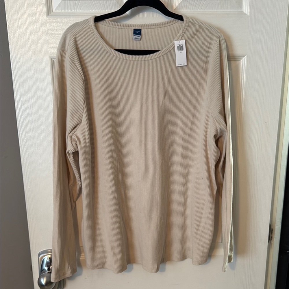 Classic Ribbed Cream Sweater/plush tee Old Navy